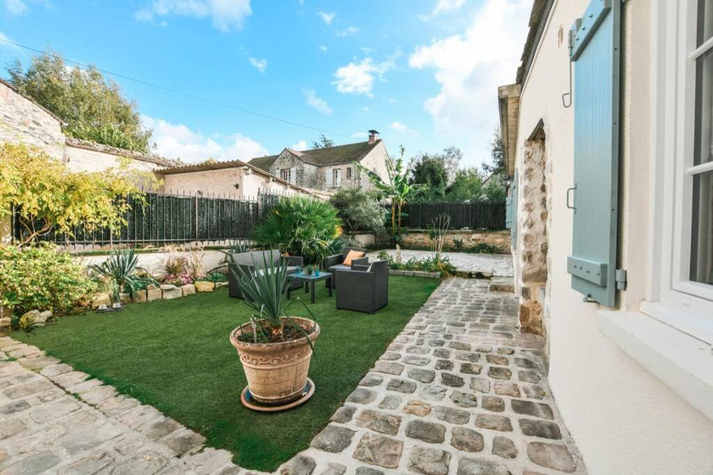 Instant Fleury, Studio Cosy Avec Jardin Secret Барбизон Экстерьер фото