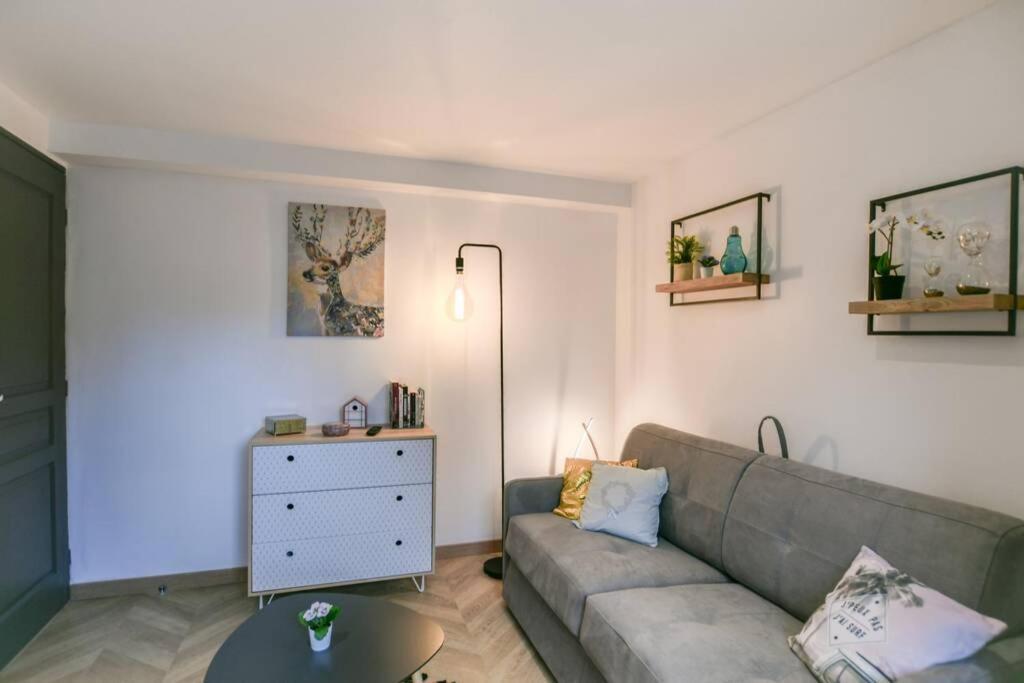 Instant Fleury, Studio Cosy Avec Jardin Secret Барбизон Экстерьер фото